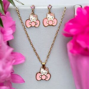 Baby Pink Bow Hello Kitty Gold Tone Earrings And Necklace Set